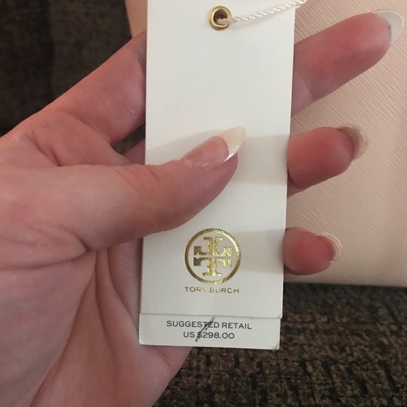 🔥PRICE IS FIRM🔥NWT Tory Burch Robinson Tote - Picture 2 of 7